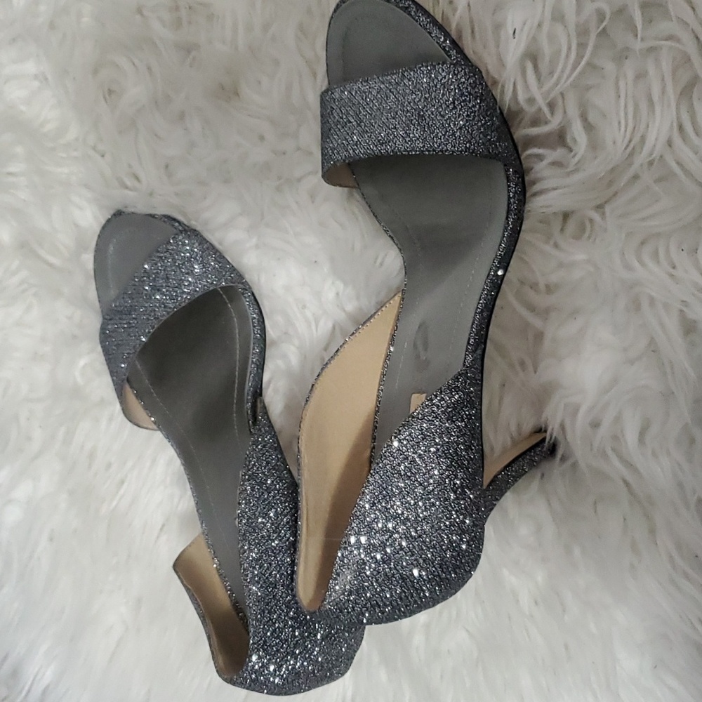 Pelle Moda Pewter Evening pumps EU40